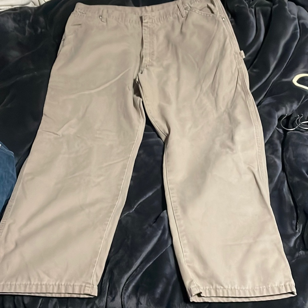 Men’s Wranglers cargo pants